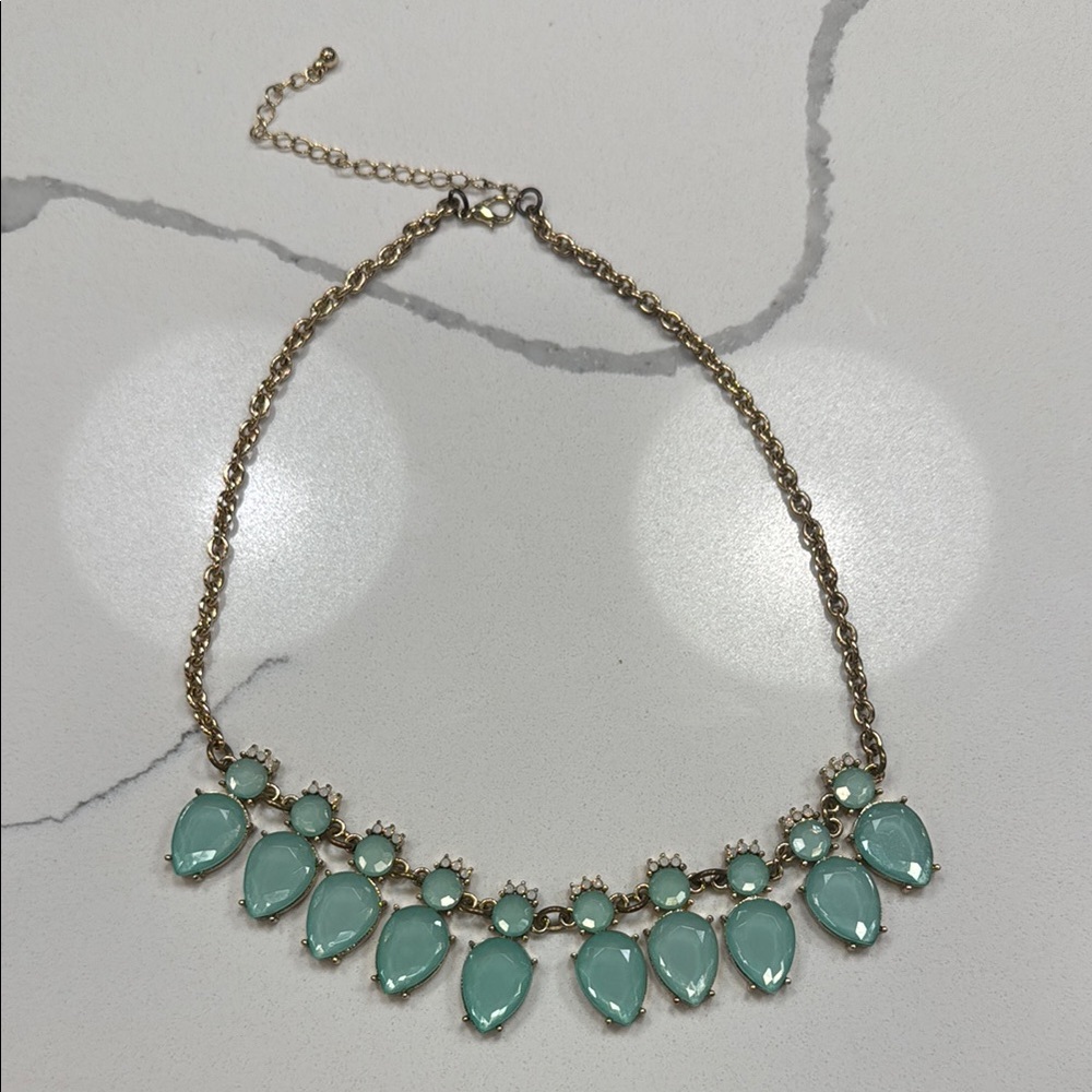 Elegant Gold and Green Necklace